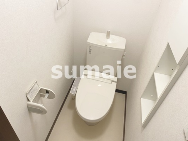 クレールメゾン元町のトイレ|トイレは洗浄便座付き☆