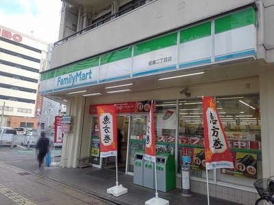【周辺】 | ラフレシール　ＳＨＩＭＡ | ファミリーマート前島二丁目店まで200m