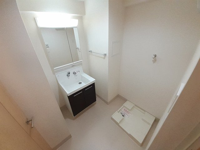 【洗面所】 | マンション　ベルリッチ | 忙しい朝には欠かせない洗面所です