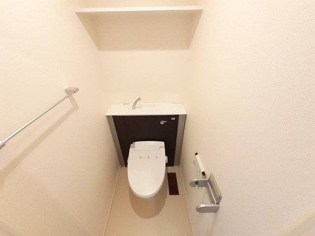 【トイレ】 | マンション　ベルリッチ | 清潔感のあるトイレです