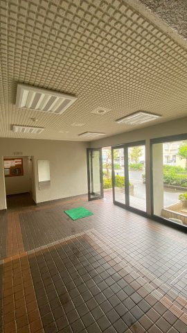 香枦園壱番館のエントランス