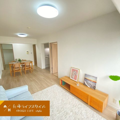 香枦園壱番館の居間・リビング