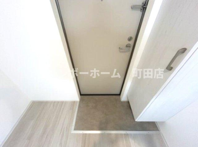 ジーメゾン辻堂※初期費用分割あと払いサービス利用可能物件の玄関