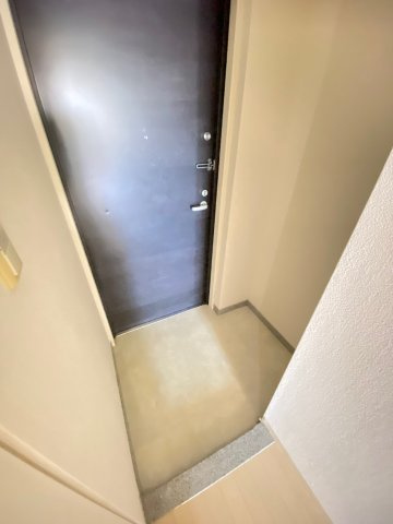 ウィルテラス千葉中央の玄関