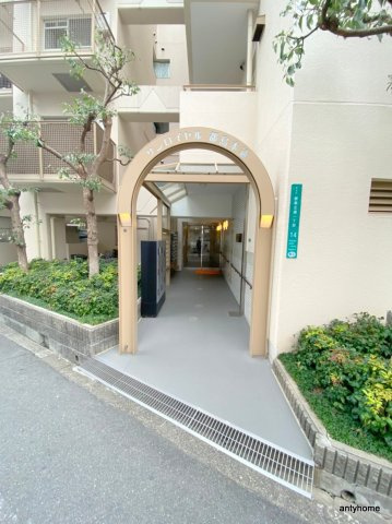 サンロイヤル都島本通　仲介手数料無料のエントランス