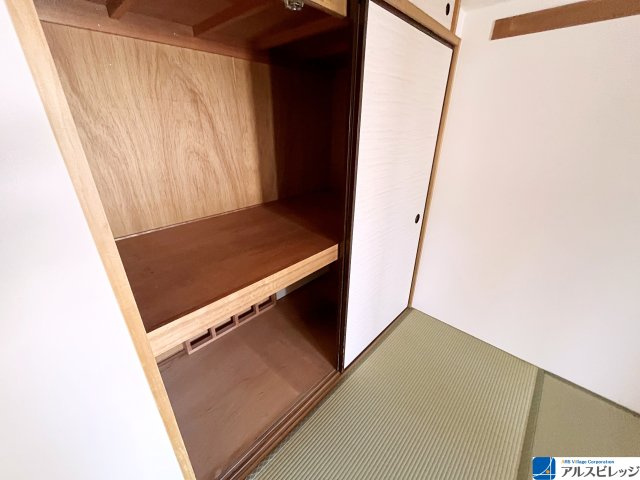 ライオンズマンション鶴瀬の和室|押入あり