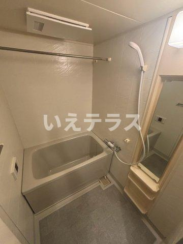 パルシオ三宮フラワーロードの浴室