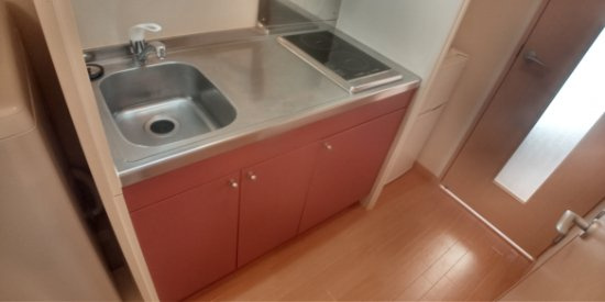 レオパレスエクレールＫ　Ⅰのキッチン|設備・使用は号室により異なる為、現況を優先いたします。