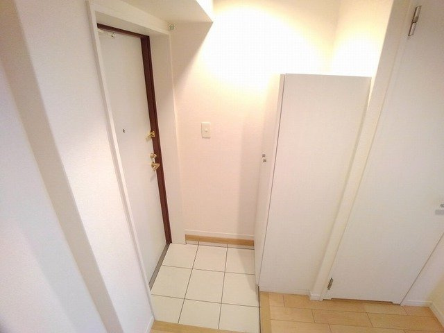 フォレスト陣原の玄関