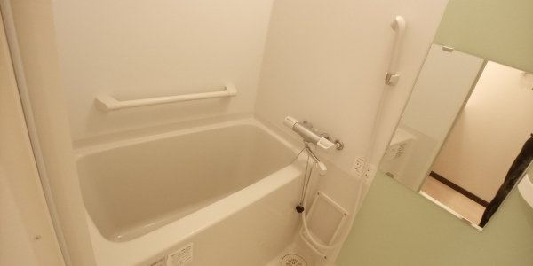 レオネクストキャロットの浴室