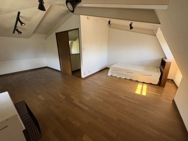 【北杜市大泉町西井出】家庭菜園つきの２世帯住宅の洋室|３階の部屋