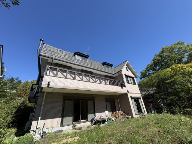 【北杜市大泉町西井出】家庭菜園つきの２世帯住宅の外観