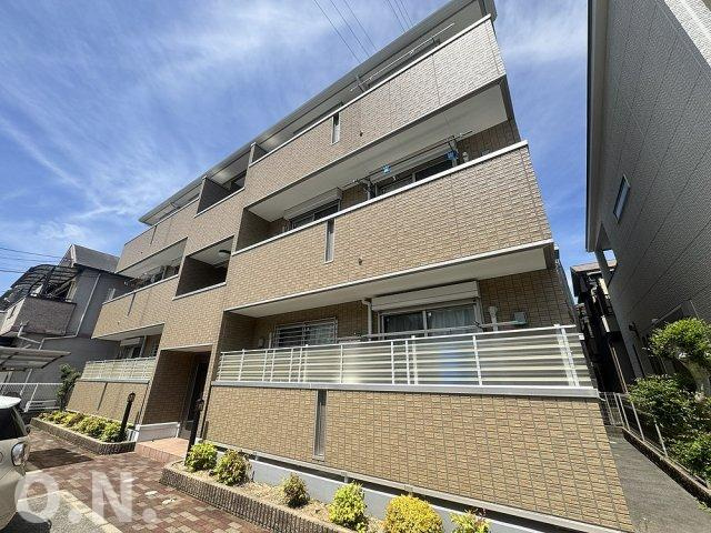エリチェ青山の外観