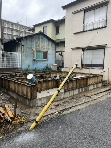 市川市新井１丁目　新築戸建ての外観