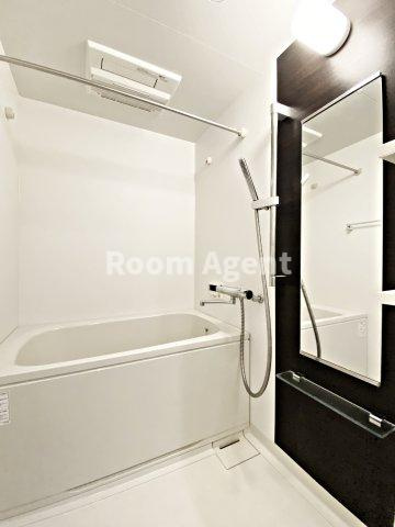 N apartmentの浴室