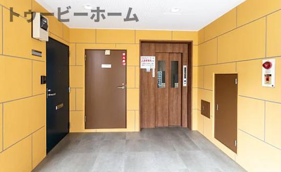 毎日通るエントランスはこのようになっています