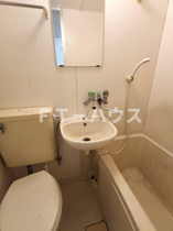 独立洗面台で身支度をすべて済ませてしまいましょう