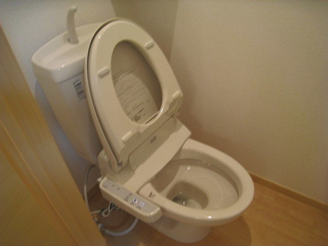 シンプルで使いやすいトイレです