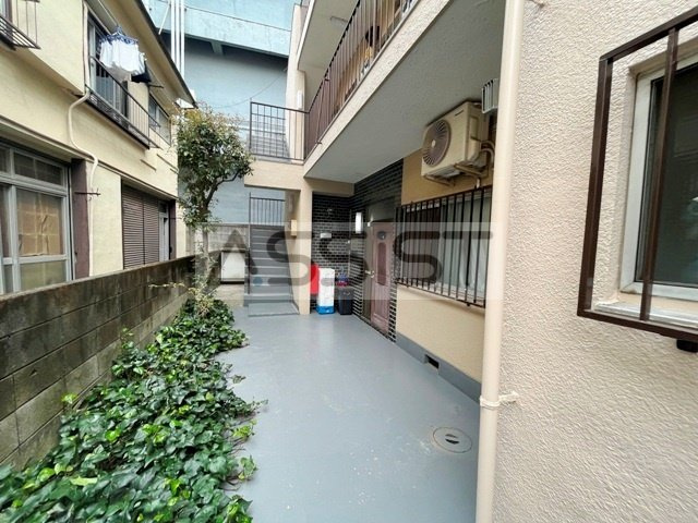 中根レジデンスのロビー