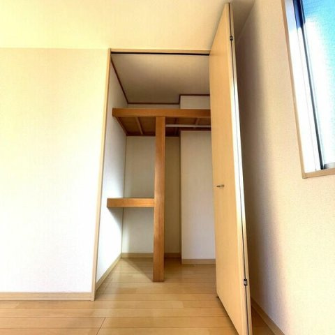 八王子市暁町１丁目のアパートの収納