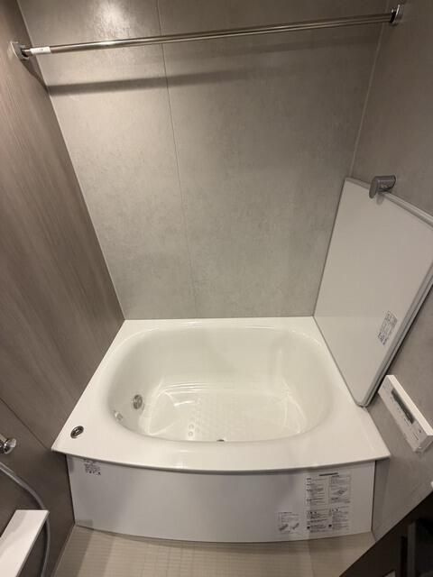 ＡＩＦＬＡＴ明大前の浴室