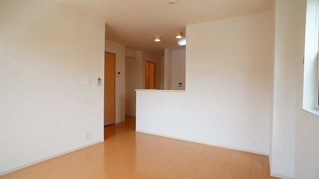こちらの居間で趣味の時間をお楽しみください