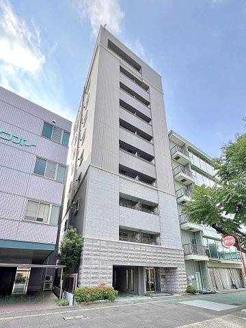 アルカサールの外観
