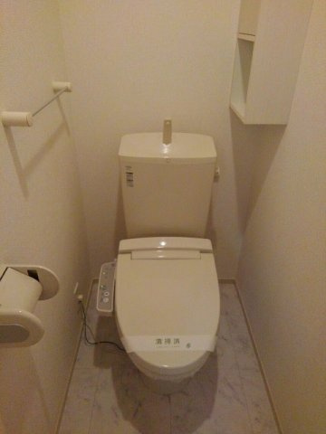 落ち着いたトイレです