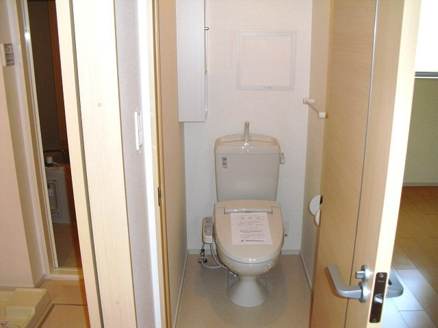 シンプルで使いやすいトイレです