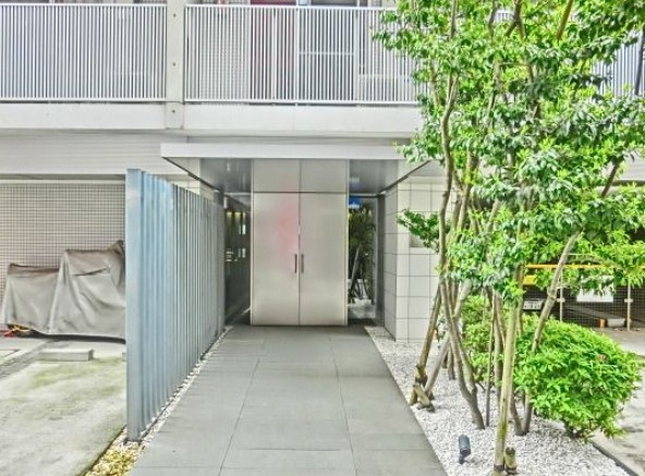 台東区蔵前２丁目の賃貸マンションのエントランス