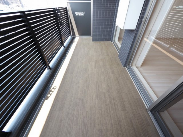 プレジオ城東のバルコニー