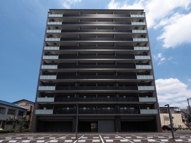 プレジオ城東の外観