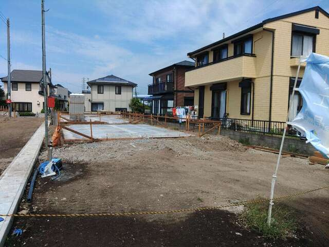 沼津市大岡の新築一戸建の外観|建築中