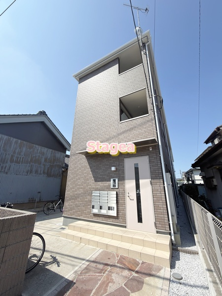 リーブルファイン中央区本町西の外観