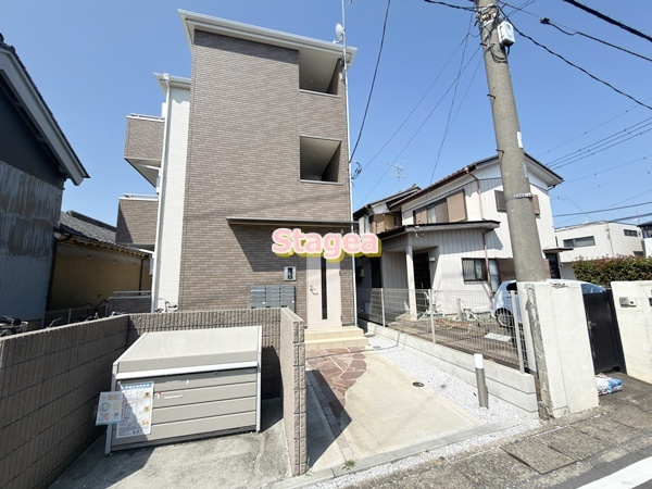 リーブルファイン中央区本町西の外観