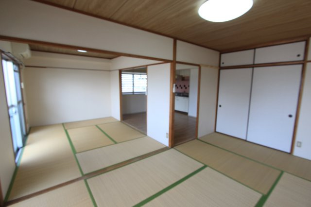パークサイド安藤の和室|※同タイプの別部屋になります。