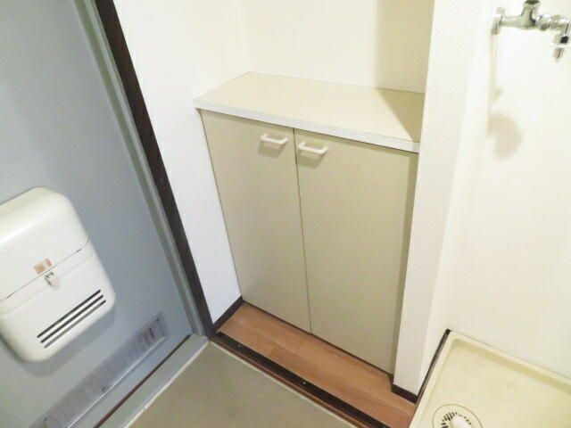 ルイシャトレの玄関