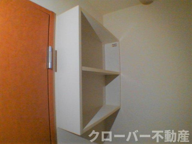 レオパレスウィスタリア坂出の内装