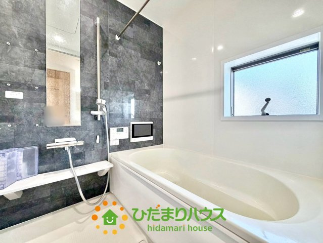 古河市大山　中古一戸建ての浴室