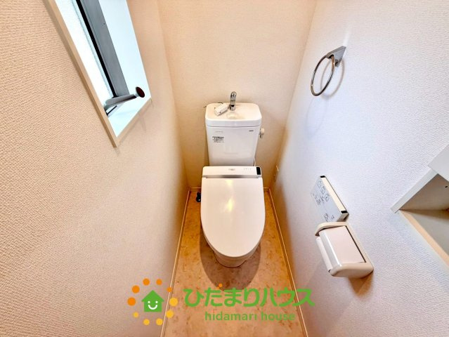 古河市大山　中古一戸建てのトイレ