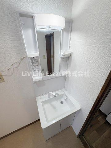 泉町３丁目アパートの洗面所