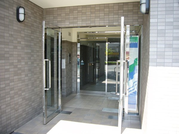 【エントランス】グレイスハイツ新寺