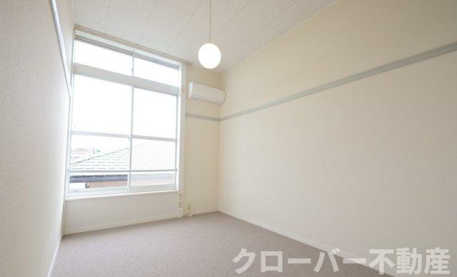 レオパレスたかぎの居間・リビング