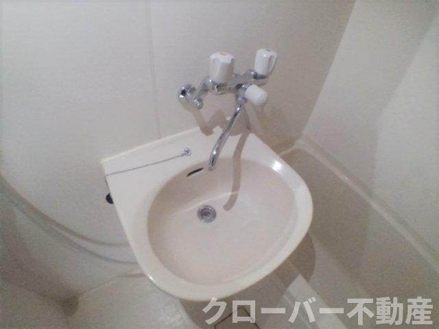 レオパレスたかぎの洗面所