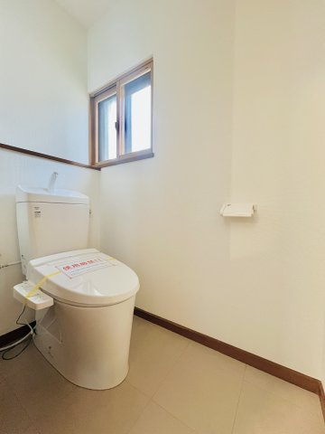 高崎市吉井町のトイレ|清潔感のあるシンプルなトイレ。