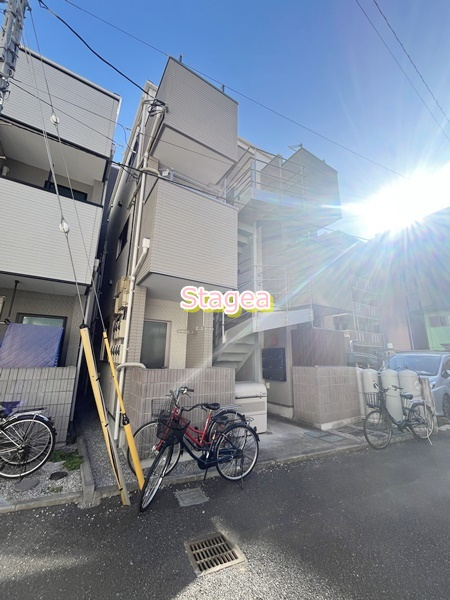 ブロリー大宮の外観
