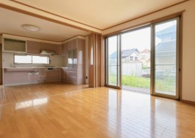 【居間・リビング】 | 行田市西新町　中古戸建