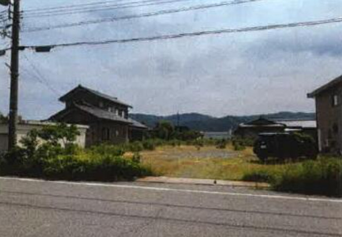坂井市丸岡町里丸岡町３丁目　売地の外観