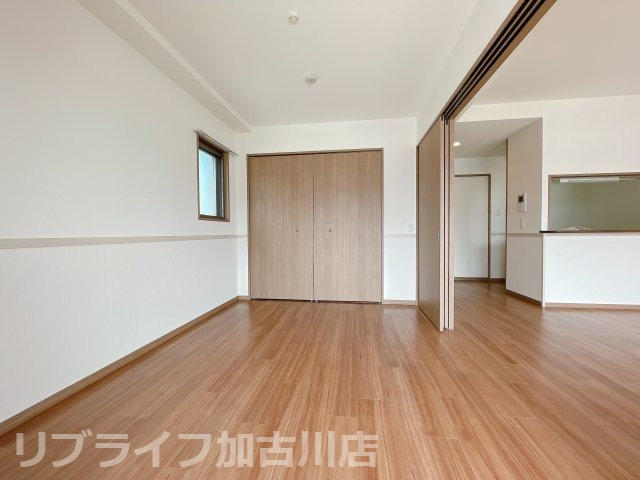 グランドレジデンス加古川の洋室