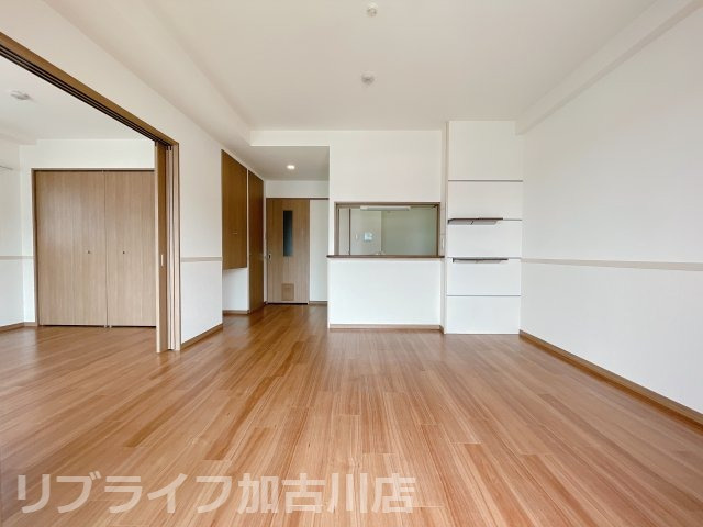 グランドレジデンス加古川の居間・リビング